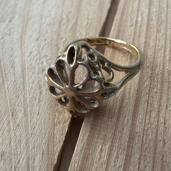 Unbranded Jewelry - 14K HGE Electroplate Womens Metal Ring Size 6 Marked 14Kt HGE